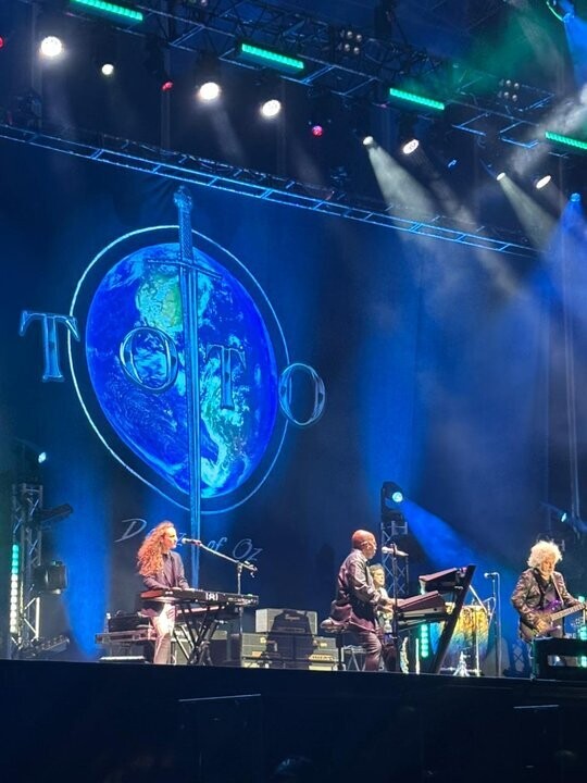 Christopher Cross and TOTO give an unforgettable concert in Buenos Aires