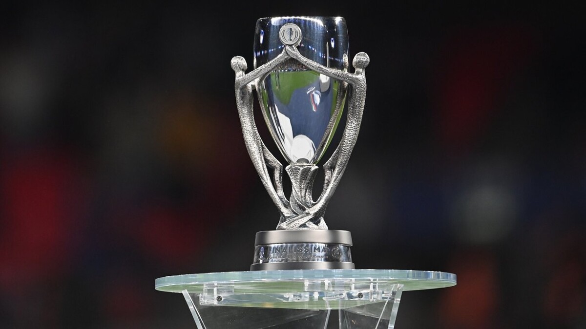 УЕФА отменила Финалисиму между Аргентиной и Испанией из-за политической ситуации