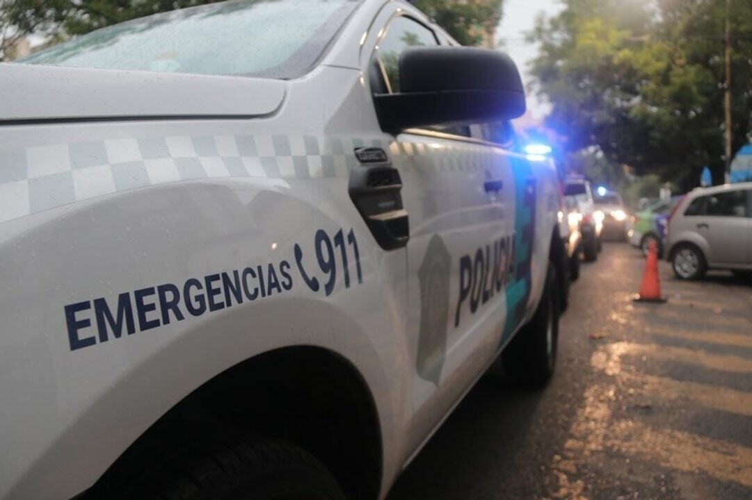 Six Officers Victims of Simultaneous Attacks in Morón