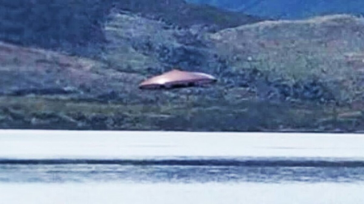 Debate About Possible UFO in Ushuaia