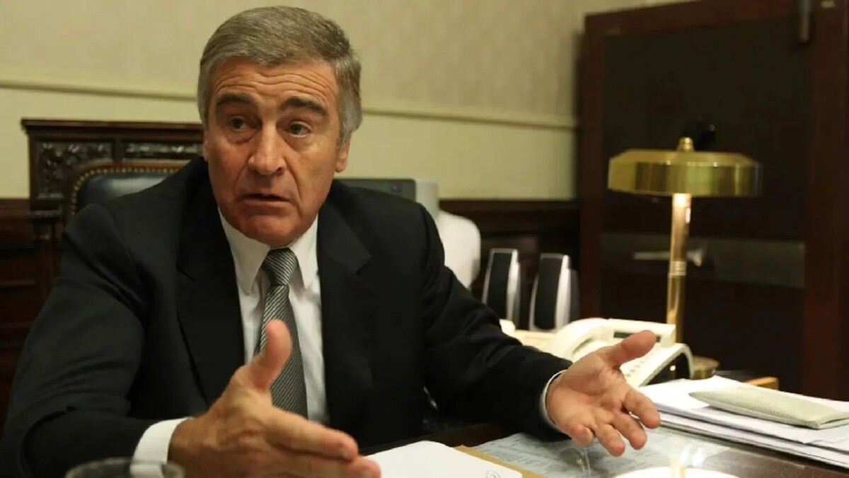 Бывший министр обороны Аргентины прокомментировал назначение нового главы ведомства