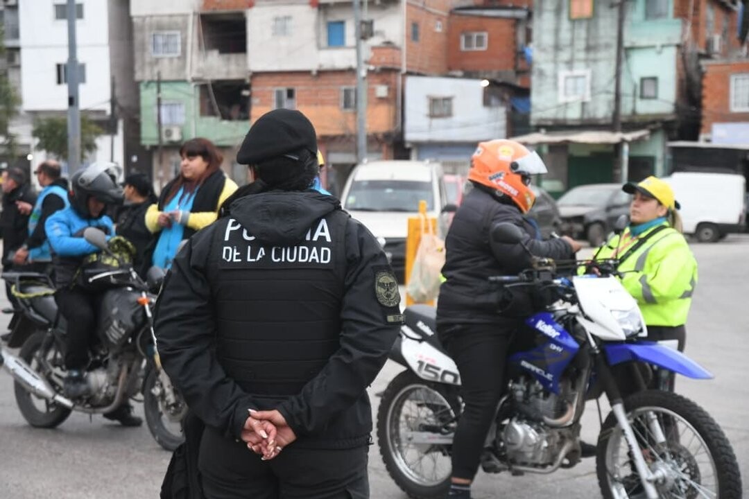 Полиция Буэнос-Айреса изъяла тысячи автомобилей за нарушения с номерными знаками