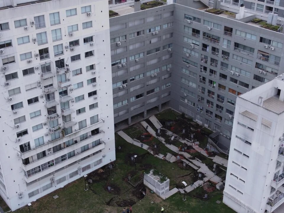 Plan for Demolition of Collapsed Buenos Aires Housing Complex Approved