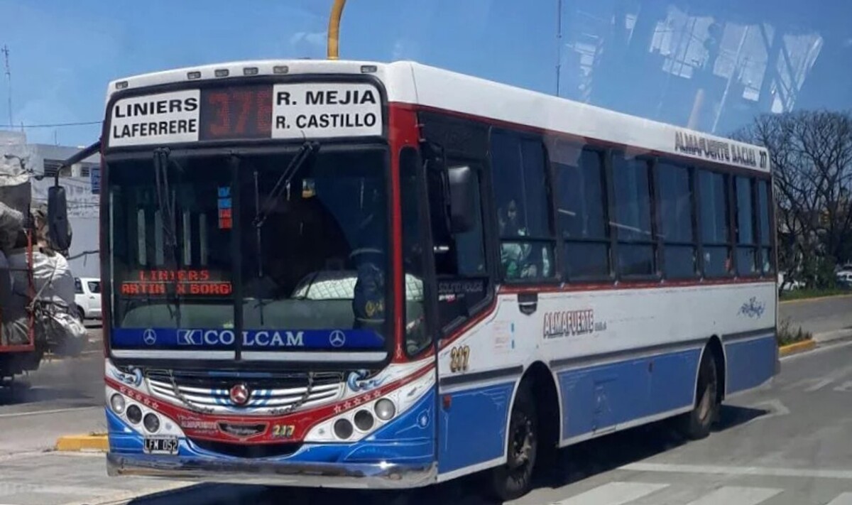 Argentine Bus Drivers to Receive Salary Increase