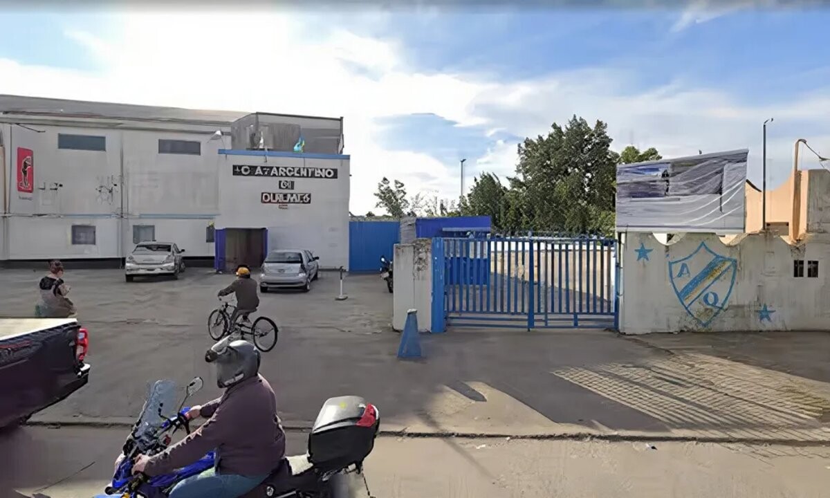 Boy Dies in Quilmes After Goalpost Fall