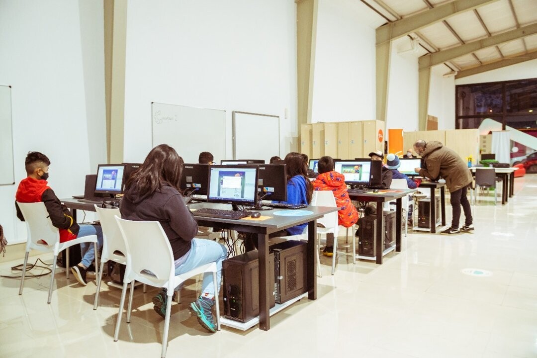 IA en las escuelas argentinas: ¿aliado o distractor?