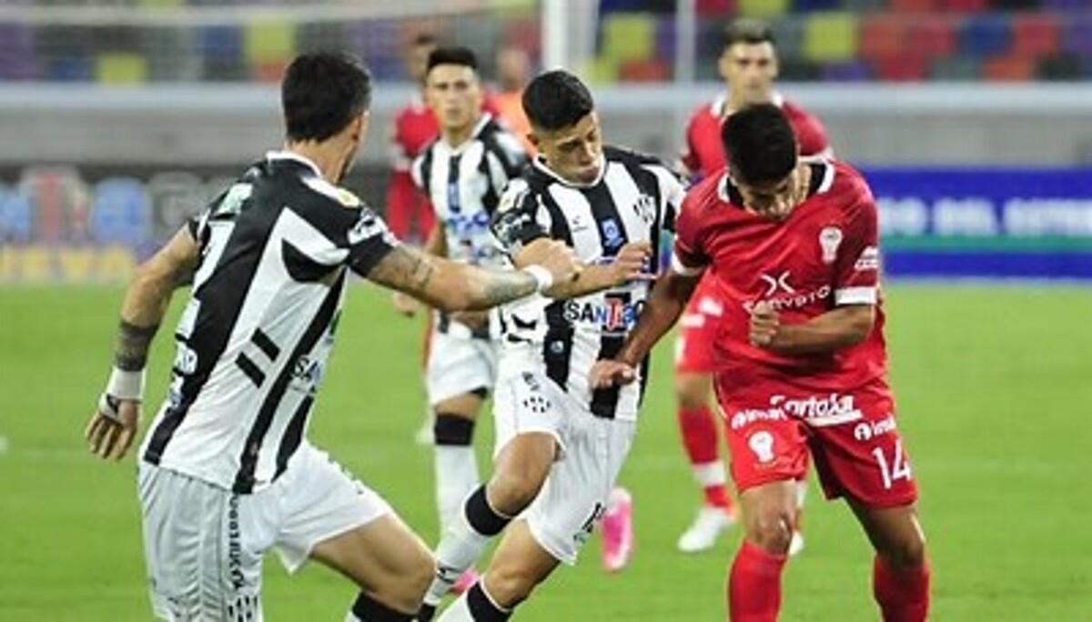 Huracan and Central Cordoba draw 0-0 in Liga Profesional