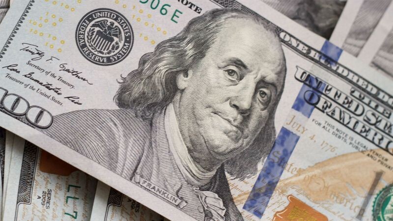 Курс доллара в Аргентине: снижение на прошлой неделе, но рост в целом