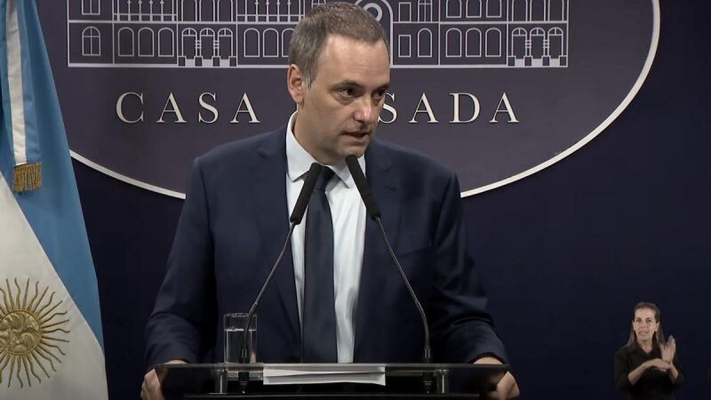 Реструктуризация экономики в Аргентине от Мануэля Адорни