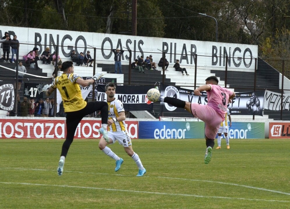 Определены паржи плей-офф за выход в Примеру Насьональ