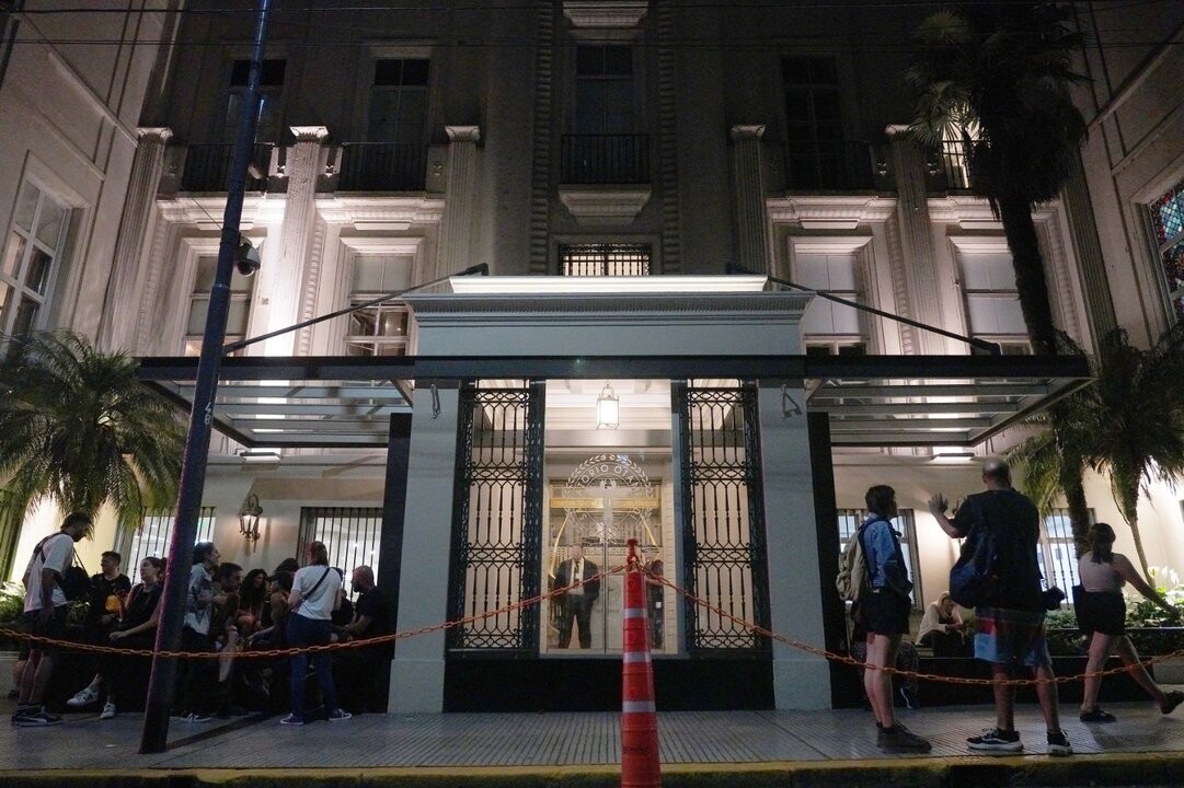 Former Argentina President Hospitalized for Appendicitis