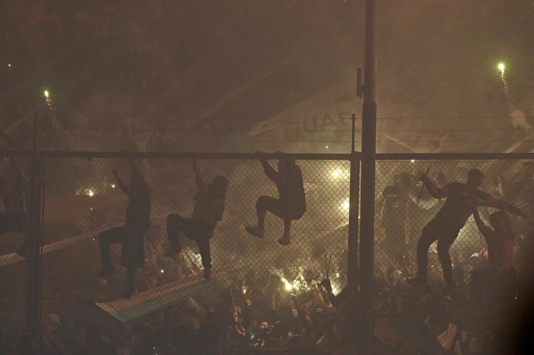 «Рейсинг» сыграет плей-офф без зрителей