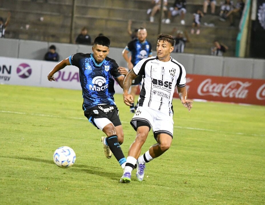 胡胡伊体操队晋级阿根廷杯十六强