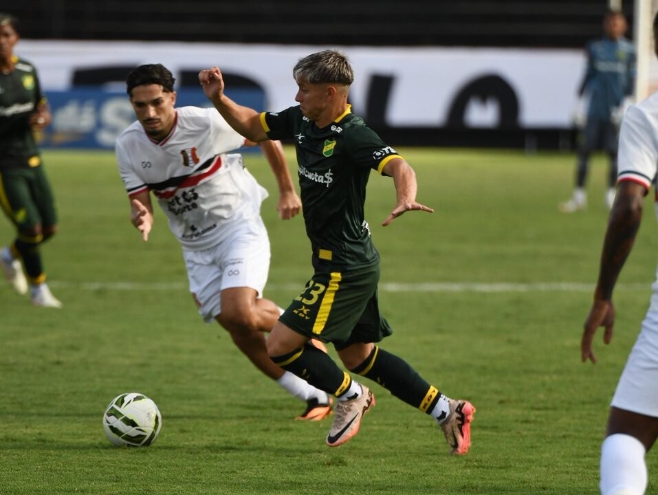 Defensa y Justicia Wins Season Opener