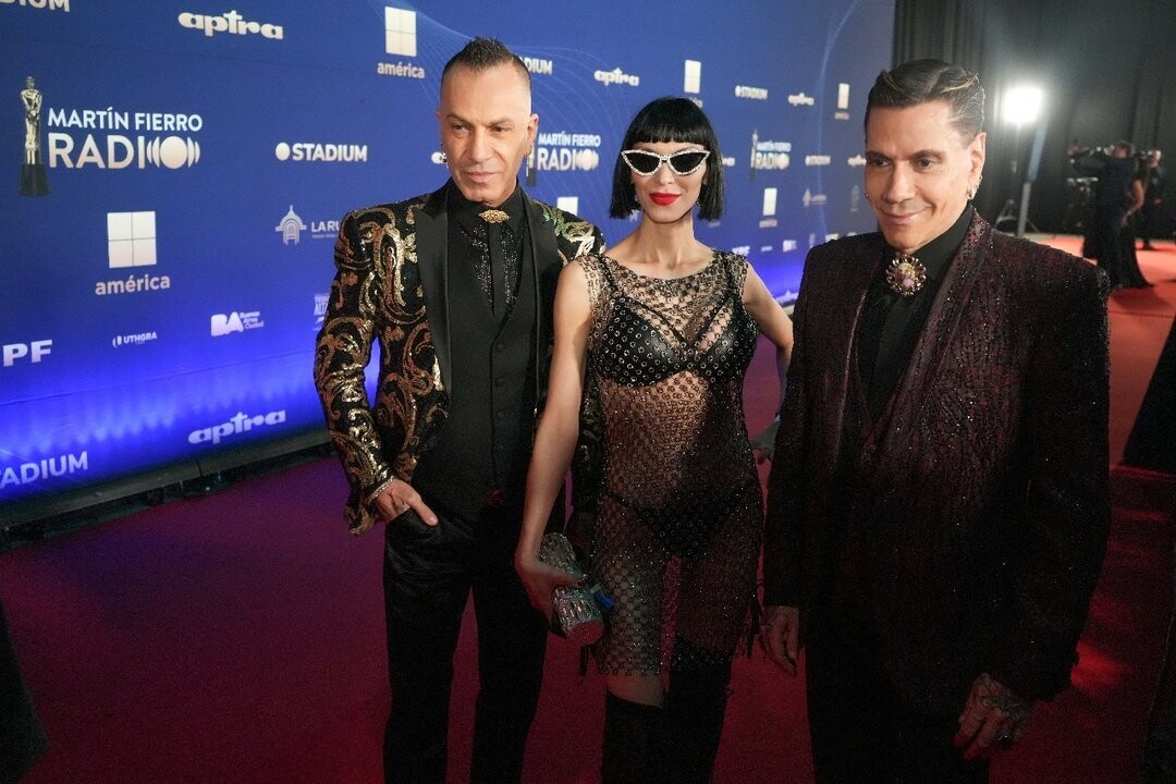 Роберто Пьяцца в центре внимания на премии радио Мартин Фьерро