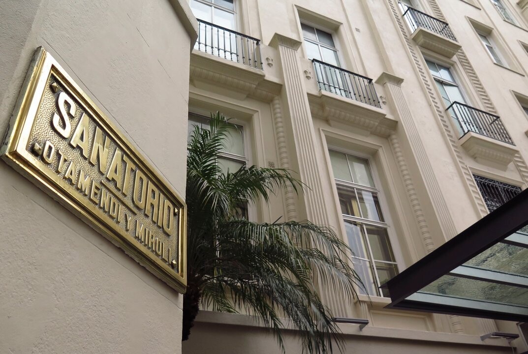 Cristina Kirchner hospitalized with abdominal pain