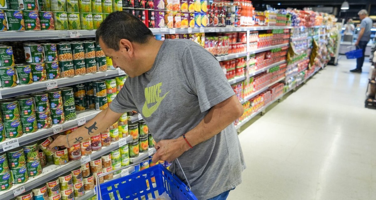 Инфляция в июне достигла 5,2% в Аргентине