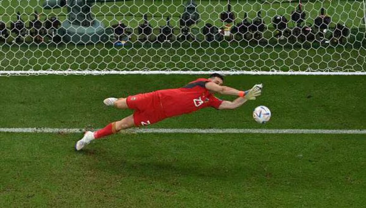 Аргентина побеждает Эквадор в четвертьфинале Кубка Америки