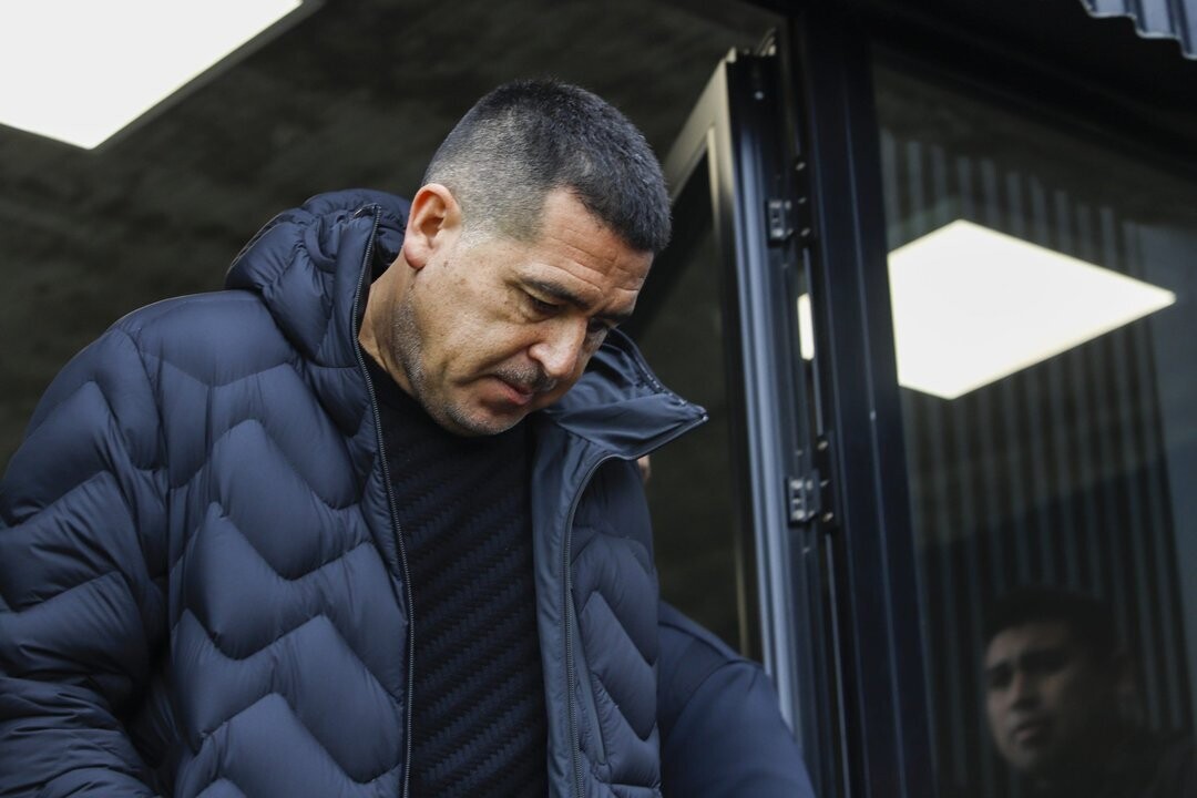 Бока Жуниорс ищет нового нападающего