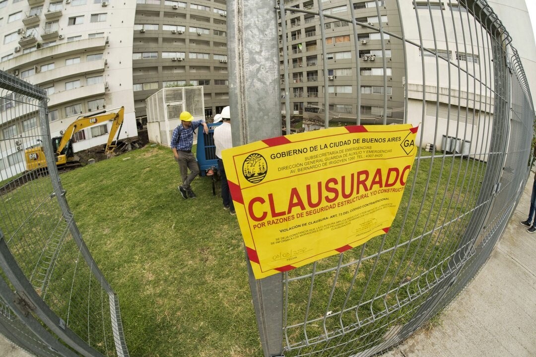 COSUD addresses viral window image after Buenos Aires building collapse