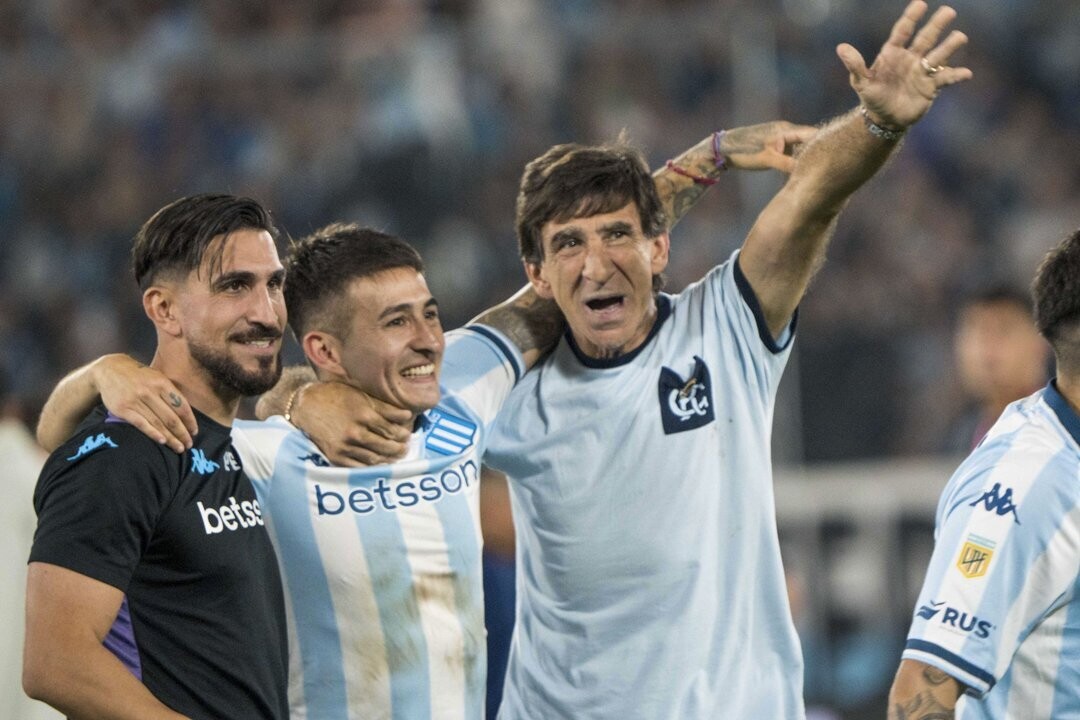 Racing's Coach Costas: The Dream of All is to Win the Title