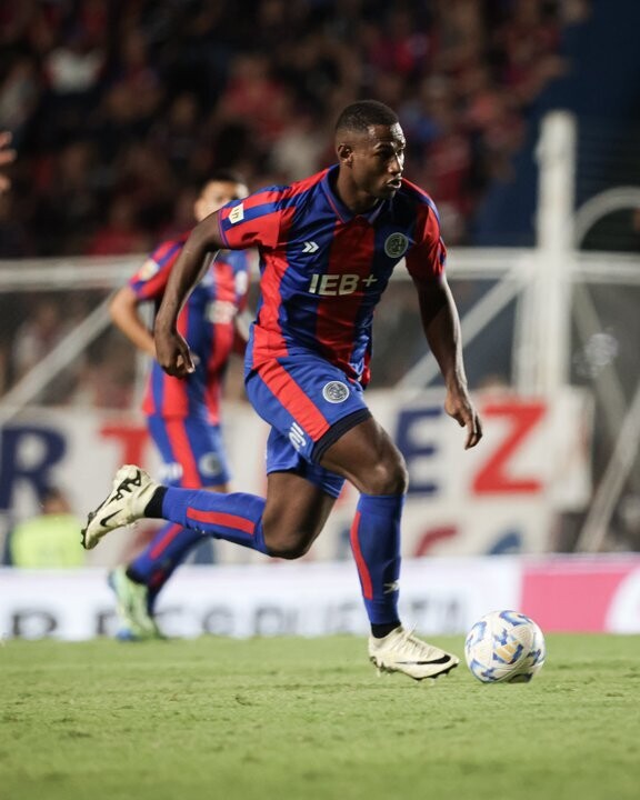 El directivo de San Lorenzo tilda a Romaña de "mal tipo" por rumores de pase a River