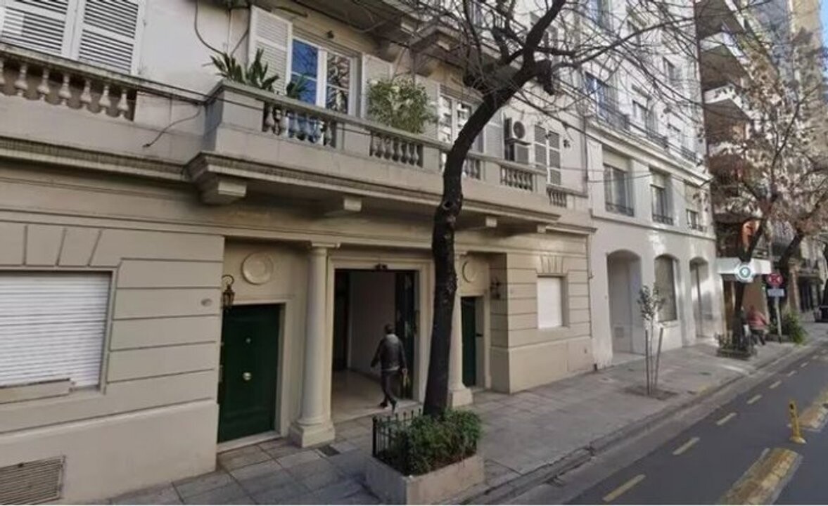 Салон красоты Recoleta снова открылся через три недели после трагического инцидента со стрельбой