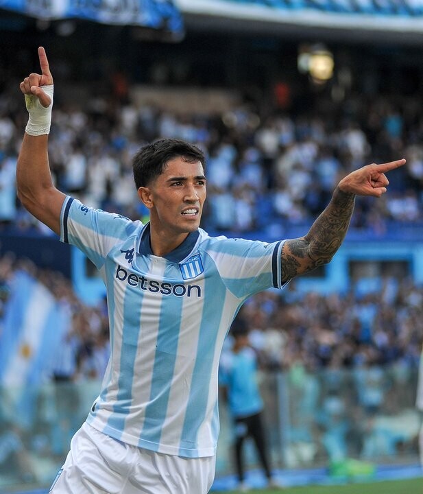 Racing vs. Banfield: A Fight for Survival in the Apertura