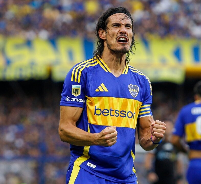 Cavani's Superclásico participation in doubt