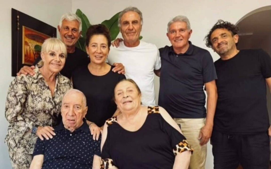 Карлос Бильардо отпраздновал 88-летие в кругу чемпионов мира