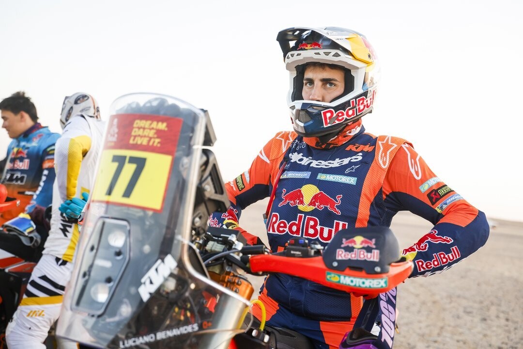 Luciano Benavides pierde el liderato del Rally Dakar