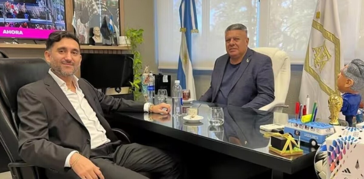 Argentine Police Raid Sur Finanzas and Football Clubs in Major Probe