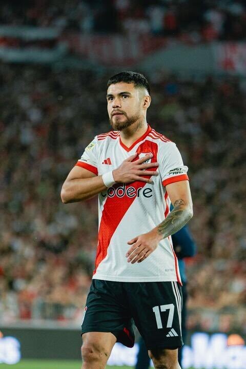 River Plate Keeps Paulo Díaz