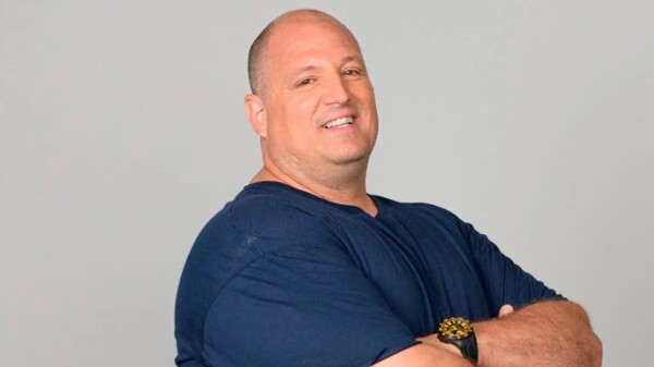 Ариэль Ансальдо, известный как "Большой Ари", ограблен в своем доме