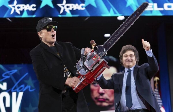 Elon Musk Receives Electric Saw from Argentina's President