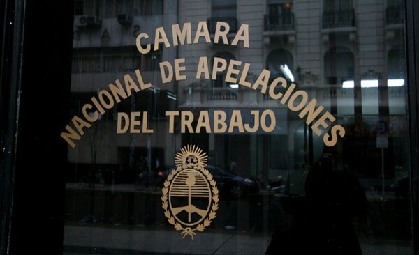 Judicial Crisis in Buenos Aires: Judges Ignore Supreme Court Ruling