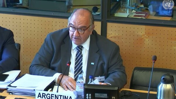 В Аргентине разгорается спор о «памяти» на фоне терактов 70-х