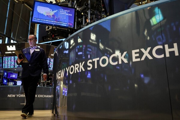 Индекс S&P Merval падает на 2,5% на фоне волатильности на фондовой бирже Буэнос-Айреса