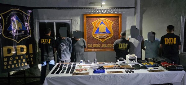 Argentinian Police Dismantles Gang That Robbed Travel Agency Posing as Police