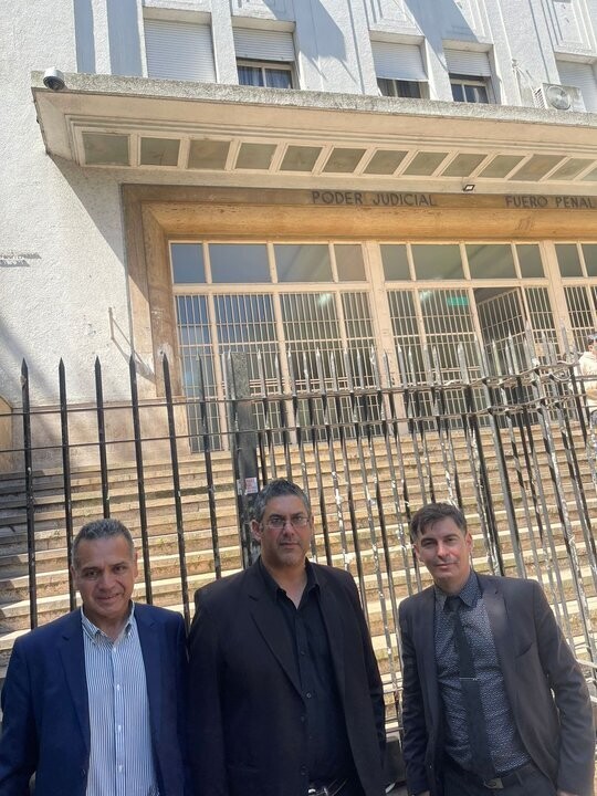 Мужчина, проведший в тюрьме четыре года по ложному обвинению, оправдан в Аргентине