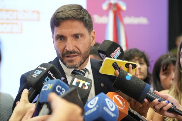 圣菲省长宣布提高警察工资