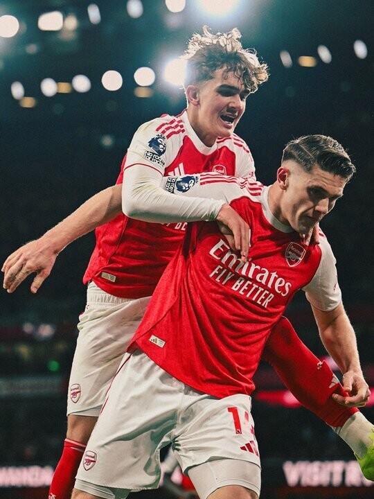 «Арсенал» одержал победу над «Эвертоном» и укрепил лидерство в АПЛ