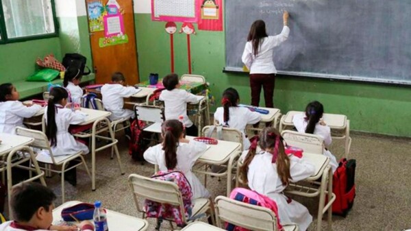 Buenos Aires Prohibits Cell Phone Use in High Schools