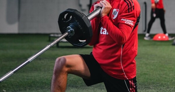 Чемпион мира вызвал тревогу перед матчем