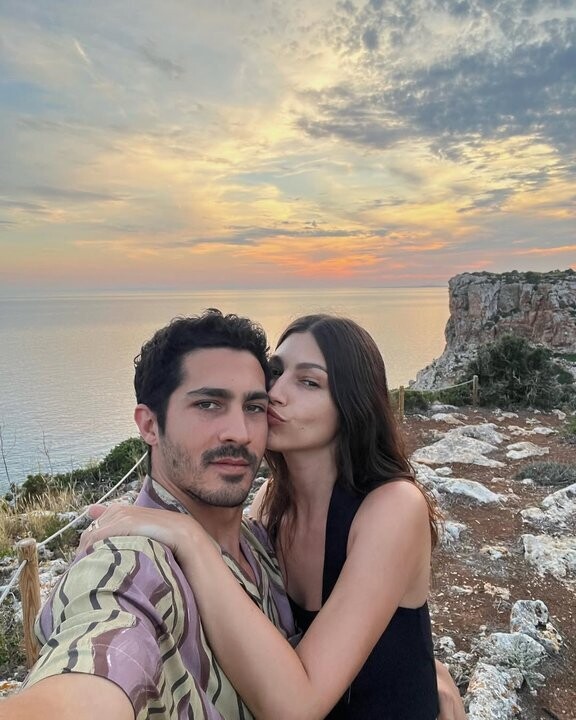 乌尔苏拉·科尔贝罗和奇诺·达林首次成为父母