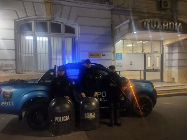 Преступник убит, двое других ранены в перестрелке с силами национальной жандармерии в Вилье 1-11-14