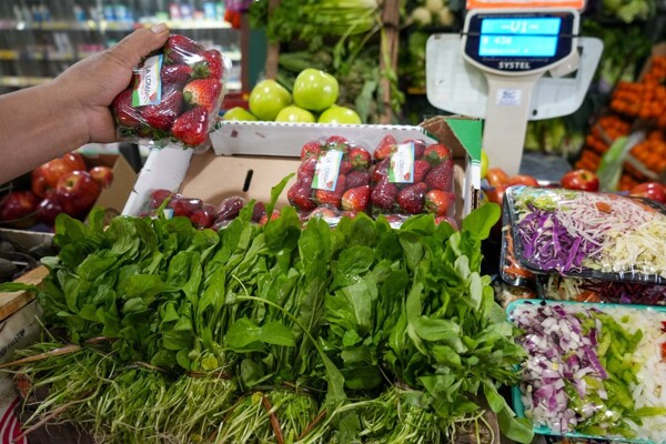 Растущая стоимость базовых продуктовых корзин поднимает порог бедности в Аргентине