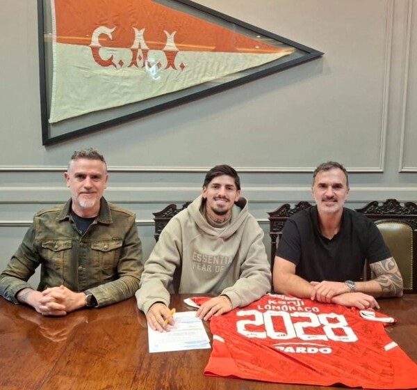 Kevin Lomónaco extends contract with Independiente