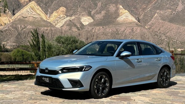 Запуск нового Honda Civic Гибрид в Аргентине