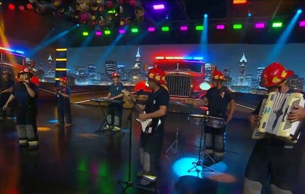 Добровольные пожарные из Сальто собрали более 6 миллионов песо на благотворительном шоу